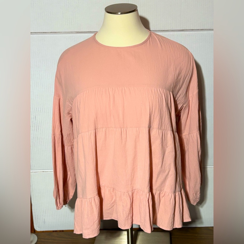 Romantichut ladies3X tiered ruffle pink long sleeve elastic cuff top 27”L 30”p2p